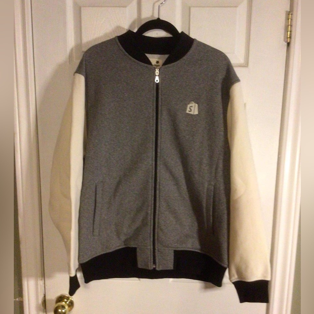 Redwood Collection Rideau Jacket Made in Canada Size Large